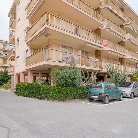 Near The Sea - Wifi And Parking Appartement Ventimiglia Buitenkant foto