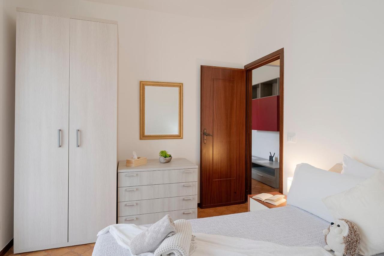 Near The Sea - Wifi And Parking Appartement Ventimiglia Buitenkant foto